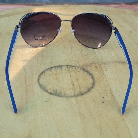 Cole Haan CH7083 023 Sunglasses - Picture 4 of 8